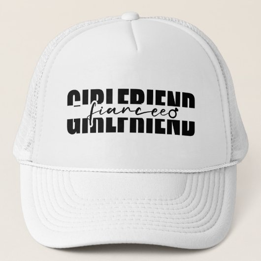 Vriendin aan Fiancee Trucker Hat Trucker Pet (Voorkant)