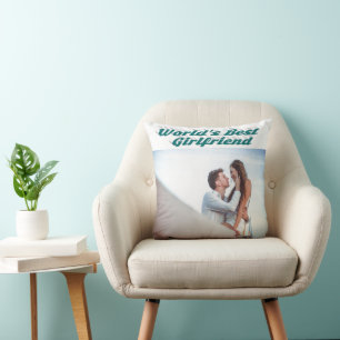 Vriendin met groene typografie foto kussen