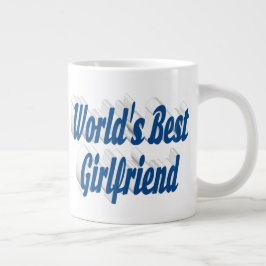 Vriendin met half zeeblauwe typografie grote koffiekop