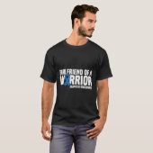 Vriendin van een Warrior Blue Ribbon Alopecia Awar T-shirt (Voorkant volledig)