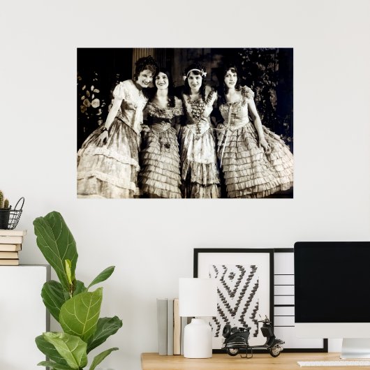 vriendinnen voor glimlachen van 1920 poster (Thuiskantoor)