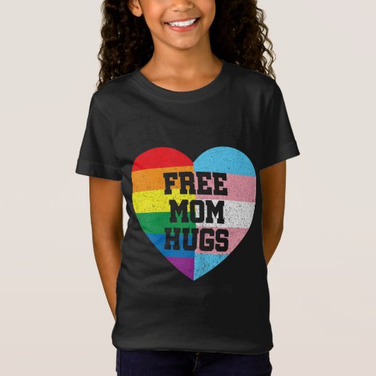 Vrij mam Hugs Gay Pride Transgender Rainbow Flag T-shirt (Voorkant)
