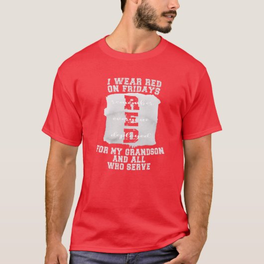 Vrijdag Draag we Red op vrijdag op de militaire kl T-shirt (Voorkant)