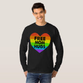 Vrije mam Hugs Gay Pride Transgender Rainbow Heart T-shirt (Voorkant volledig)