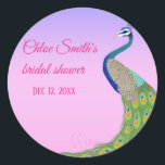 Vrijgezellenfeest Elegant Peacock thema Ronde Sticker<br><div class="desc">Elegante Peacock Thema Vrijgezellenfeest sticker roze en blauw achtergrond kleur aangepaste teksten #peacock #elegant #feminine #bridalshower #pinkandblue #backgroundcolor #Peacocktheme</div>