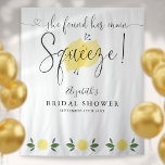 Vrijgezellenfeest-emons hoofdlettertoets wandkleed<br><div class="desc">Deze trendy vrijgezellenfeest fotografie kan worden gepersonaliseerd met je festiviteitsgegevens die in de chemische typografie zijn ingesteld. Ontworpen door: Thisnotme©</div>