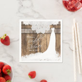 Vrijgezellenfeest in een rustiek hout en witte kan servetten (Insitu)