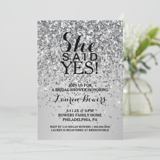 Vrijgezellenfeest nodigde haar uit om ja te zeggen kaart (Staand voorkant)