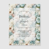 Vrijgezellenfeest stoffige groene witte bloemenlux magnetische uitnodiging (Voorkant)