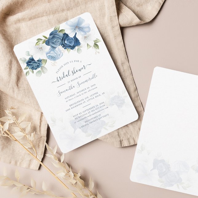 Vrijgezellenfeest van botanische mosterdblauw bloe (Dusty Blue Floral Bridal Shower Invitation)
