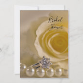 Vrijgezellenfeest van witte rozen, parels en ringe kaart (Voorkant)