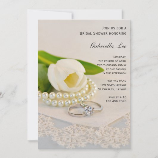 Vrijgezellenfeest van witte tulpen, parels en ring kaart (Voorkant)