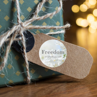 Vrijheid Bijbel Verse met Elegante Witte Bloemen Ronde Sticker