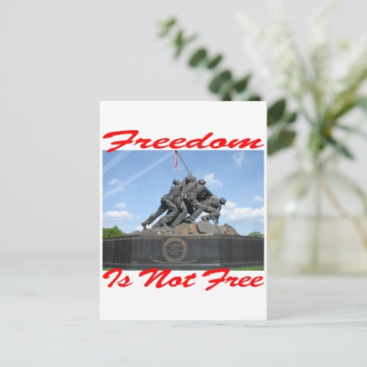 Vrijheid is niet vrij briefkaart (Staand voorkant)