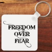 Vrijheid over angst sleutelhanger (Achterkant)