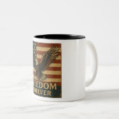Vrijheid voor altijd - Patriotic Eagle Coffee Mok (Voorkant rechts)