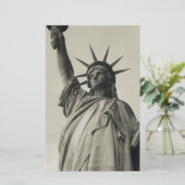 Vrijheidsbeeld 10 briefpapier (Staand voorkant)