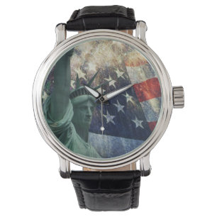 Vrijheidsbeeld en Amerikaanse vlag met vuurwerk Horloge