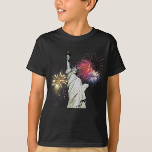 Vrijheidsbeeld - Fireworks Achtergrond T-shirt
