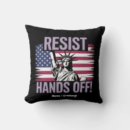 Vrijheidsbeeld geeft protestverzet de hand kussen