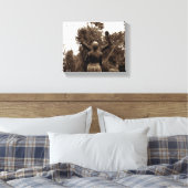 Vrijheidsbeeld - Goree Island, Senegal Canvas Afdruk (Insitu (Slaapkamer))