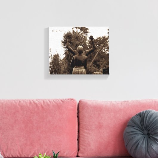 Vrijheidsbeeld - Goree Island, Senegal Canvas Afdruk (Insitu (Woonkamer))