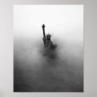 Vrijheidsbeeld in mist-poster poster