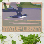 Vrijheidsbeeld in New York, Vintage Travel Theedoek (Gevouwen)