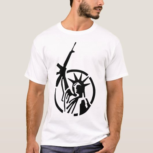 Vrijheidsbeeld met een AR-15 hoog! T-shirt (Voorkant)