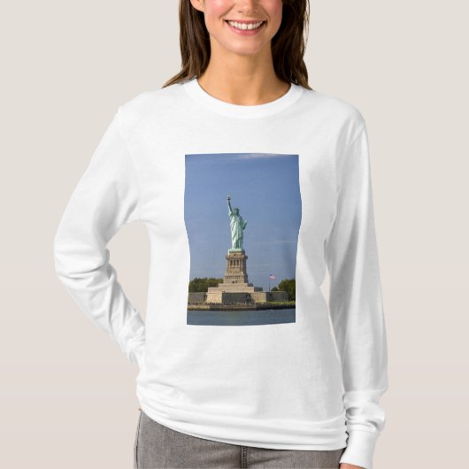 Vrijheidsbeeld op het eiland Liberty in New York T-shirt (Voorkant)