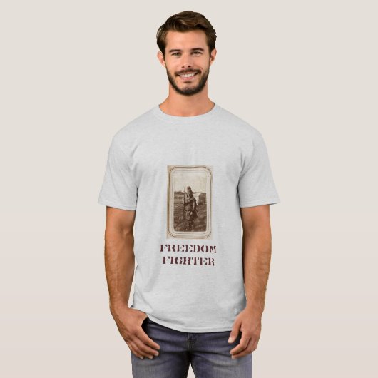 Vrijheidsvechter (grijze T-shirt) T-shirt (Voorkant volledig)