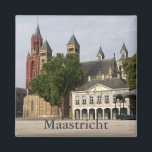 Vrijthof, Maastricht Magneet<br><div class="desc">Het Vrijthof in Maastricht,  Nederland,  met de Sint Servaasbasiliek,  de Sint Janskerk en een bandstand.</div>