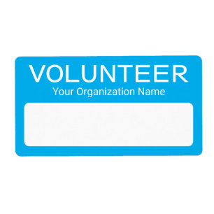 Vrijwilligers naam stickers schrijven op badge lab