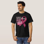 Vroege Detectie Slaat Levens - Roze Lint T-shirt (Voorkant volledig)