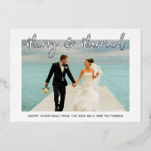 Vroege en gehuwde bruiloft Mr. & Mrs. Eerste Kerst Folie Uitnodiging (Voorkant)