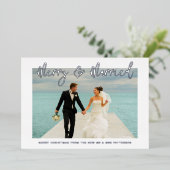 Vroege en gehuwde bruiloft Mr. & Mrs. Eerste Kerst Folie Uitnodiging (Staand Voorkant)