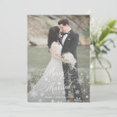 Vroege kerst met vrolijke Pas getrouwd Feestdagenkaart (Staand voorkant)