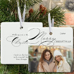 Vroege kerstfoto's en elegante kalligrafie keramisch ornament<br><div class="desc">Vrolijk kerstfotoversienummer dat u kunt personaliseren met uw favoriete foto en persoonlijke tekst op de achterkant. Een elegant typografisch ontwerp met levendige kalligrafie en eenvoudig te bewerken voor vrienden of familie. Deze vakantieversiering wordt geletterd met vrolijk kerstfeest aan de ene kant en bewerkbare tekst aan de andere kant. In de...</div>