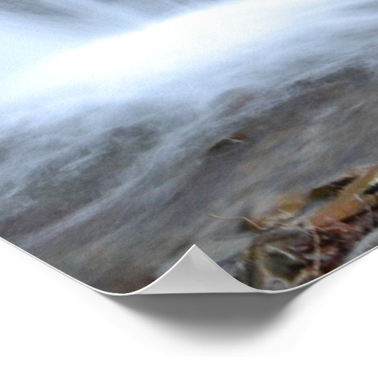 Vroege lenteveravond in de waterval. Poster (Hoek)