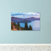 Vroege ochtend, Crater Lake Canvas Afdruk (Insitu (Houten vloer))