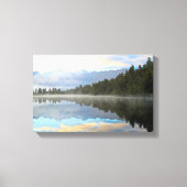 Vroege ochtend reflecteert het landschap canvas afdruk (Voorkant)