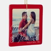 Vrolijk en getrouwd bruiloft Pas getrouwd Keramisch Ornament (Rechts)