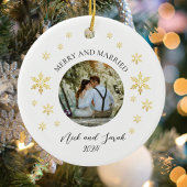 Vrolijk en getrouwd Foto Golden Snowflake Keramisch Ornament