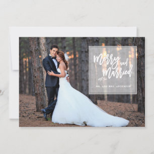 Vrolijk en getrouwd Hand Lettered Holiday Foto Feestdagenkaart