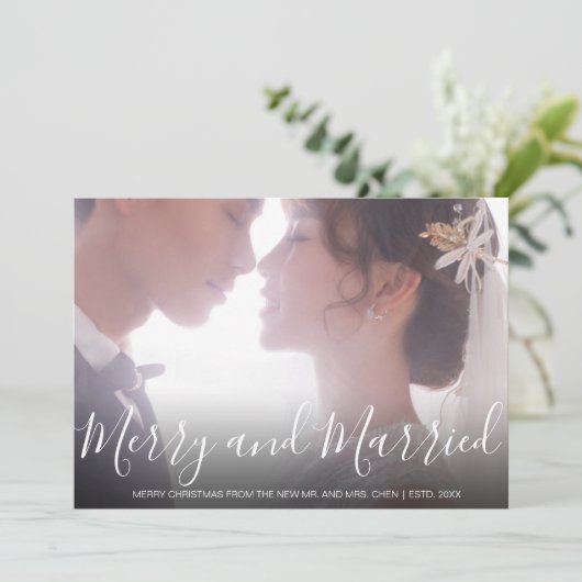 Vrolijk en getrouwd Pas getrouwd Elegant Feestdagenkaart (Staand voorkant)