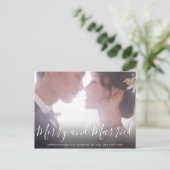 Vrolijk en getrouwd Pas getrouwd Elegant Feestdagenkaart (Staand voorkant)