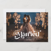 Vrolijk en getrouwd Retro Swirl bruiloft vakantie  Feestdagenkaart (Voorkant)