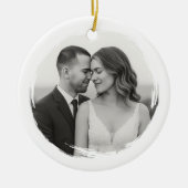 Vrolijk en getrouwd - tweezijdige trouwfoto keramisch ornament (Voorkant)