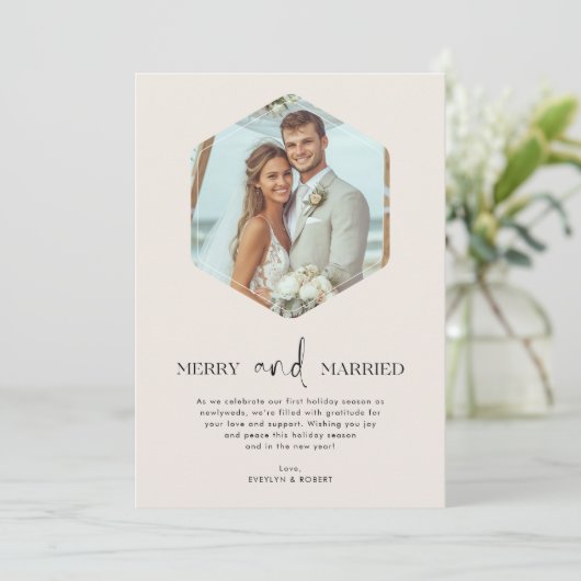 Vrolijk en getrouwde Pas getrouwd Christmas Polygo Feestdagenkaart (Staand voorkant)