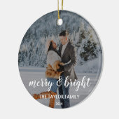Vrolijk en helder Custom Couples Foto Kerstmis Keramisch Ornament (Links)